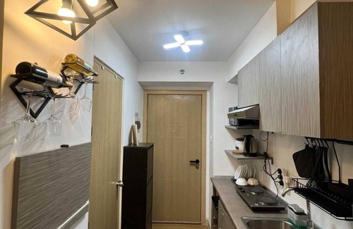 Taguig Condo | H&H @ Grace Residences