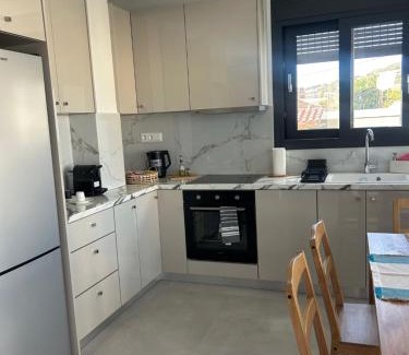 Spata-Artemida Apartment | H residence 2