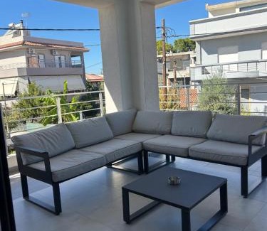 Spata-Artemida Apartment | H residence 2