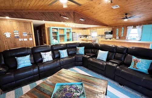 Grand Isle House | H2O Psycho - Beachfront - Island Realty
