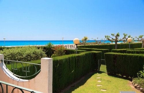 L'Hospitalet de l'Infant House | H308-332 UHC ARENAL FAMILY COMPLEX
