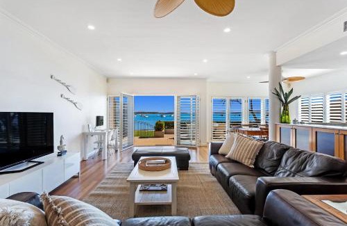 Corlette House | H3 Port Stephens