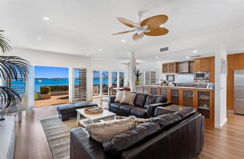 Corlette House | H3 Port Stephens