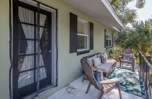 New Suburb Beautiful Apartment | Habana Guest House-Second Floor