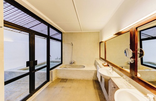Habarana Resort | Habarana Village by Cinnamon
