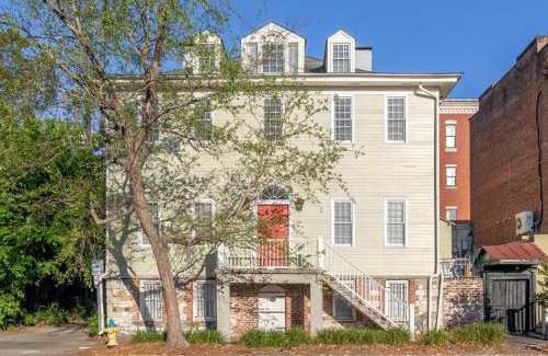 Historic District - North Apartment | Habersham 3