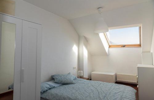 La Coruna House | Habitaciòn independiente con cama doble en dúplex