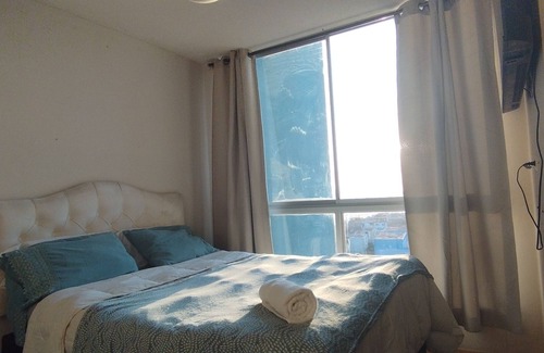La Perla Bed & Breakfast | 🧳 Habitación Baño Privado Cerca del Aeropuerto Vista al mar Dentro de mi Hogar
