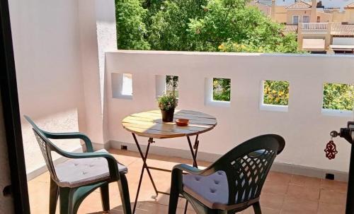 Ayamonte House | Habitación Conde - terraza y baño privado
