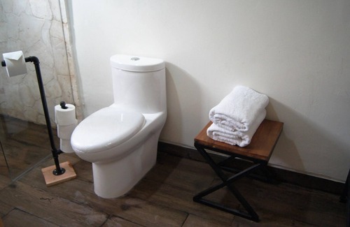 Barrio de Santiago Hotel | Habitación de lujo con king Size y alberca privada en el centro de Mérida.