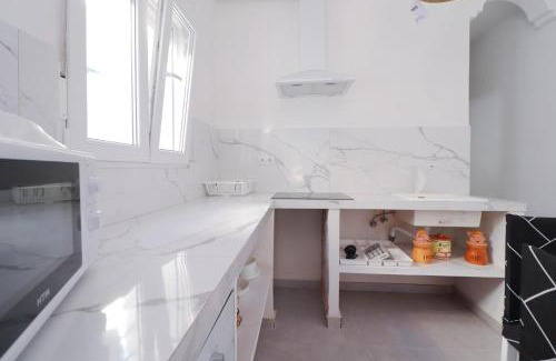 Almeria Centro House | Habitación en casa compartida "Al-Mariya"