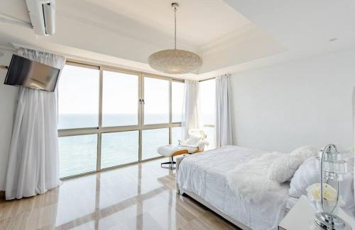 San Geronimo Apartment | Habitación Privada con vista al mar Ámbar, Malecon Santo Domingo