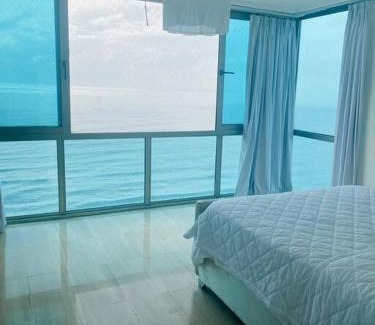 San Geronimo Apartment | Habitación Privada con vista al mar Ámbar, Malecon Santo Domingo