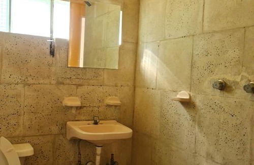 Atlixco House | Habitación privada en departamento céntrico (rojo)