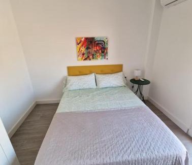 Albacete Bed & Breakfast | Habitacion con balcon Alfarooms
