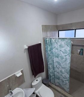 Veracruz House | Habitacion equipada de lujo matrimonial con clima en la querencia residencial con alberca