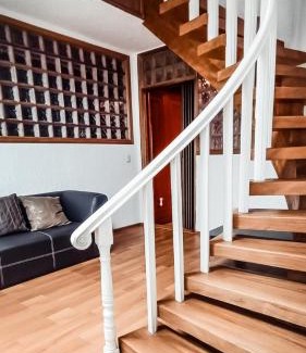 Parque San Andres House | Habitacion privada con baño regadera y cocina E