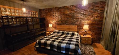Parque San Andres House | Habitacion privada con baño regadera y cocina E