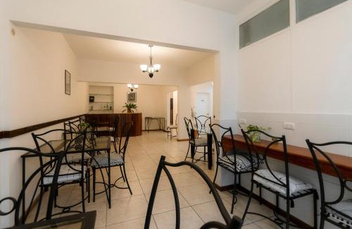 Catedral House | Habitacion triple clasica - Casa Esmeralda
