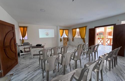 Data de Villamil House | Habitaciones en Shekinah House, Data de Villamil