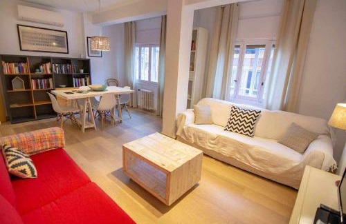 Cuenca Apartment | HabitaHost Ramón y Cajal