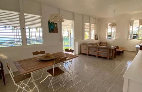Sainte-Rose Villa | Habitation Au coeur du Comté