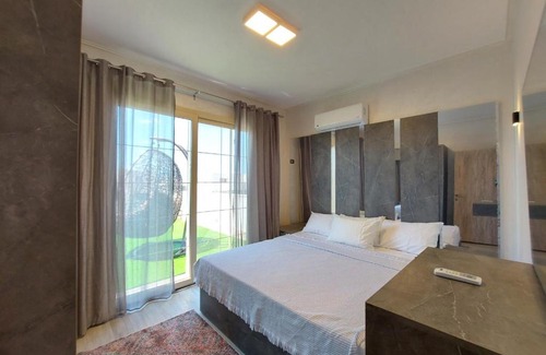 Sidi Abd El-Rahman Ski Chalet | Hacienda bay Endless Sunset Family only