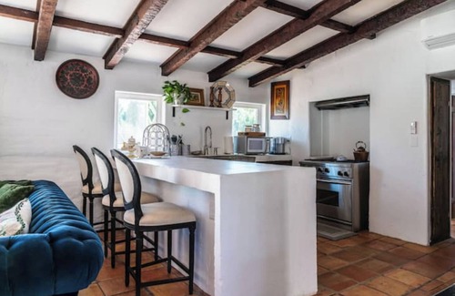 Fallbrook House | Hacienda Del Paisano