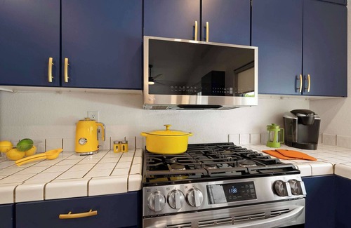 Racquet Club South House | Hacienda Hideaway-3BD Great for Families