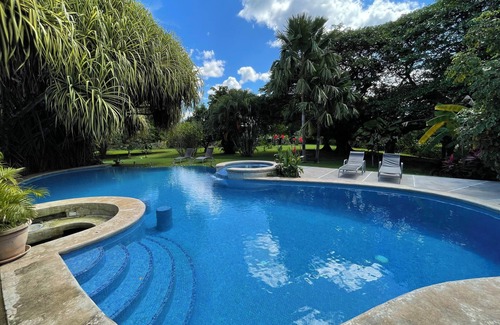Tamarindo House | Hacienda JJ 9 bedrooms villa