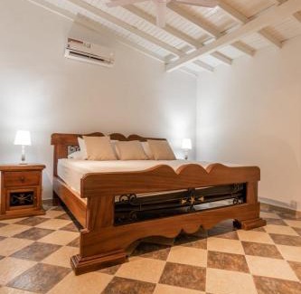 San Jeronimo Villa | Hacienda Oro Verde