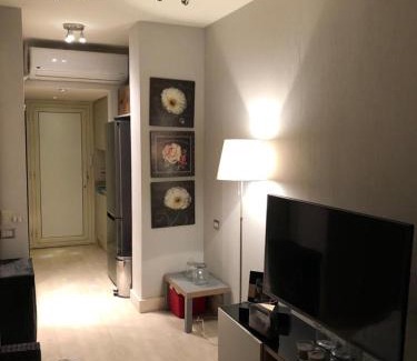 Sidi Abd El-Rahman Apartment | Hacienda White - Sunny Side Cabin by the lagoon