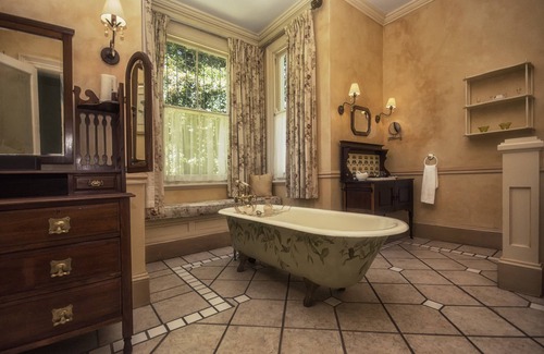Walmer House | Hacklewood Hill Country House