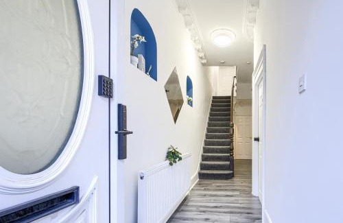 Hackney Central Apartment | Hackney Central Deluxe Apartment