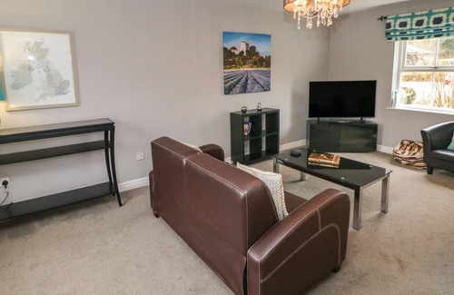 Beeley Cottage | HADDON, family friendly, character holiday cottage in Two Dales