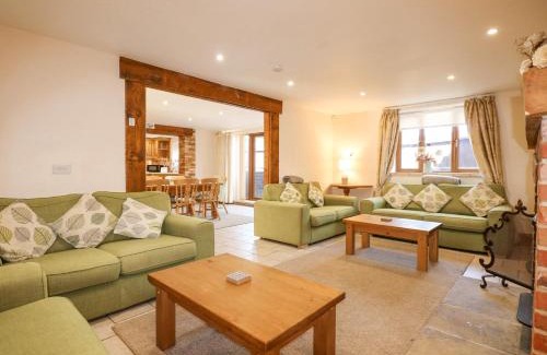 King's Lynn House | Hadleigh Farm Barn