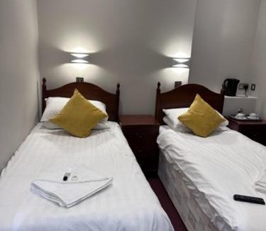 Eastbourne City Centre Hotel | Hadleigh Hotel