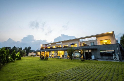 Namwon House | Haedenville Pension