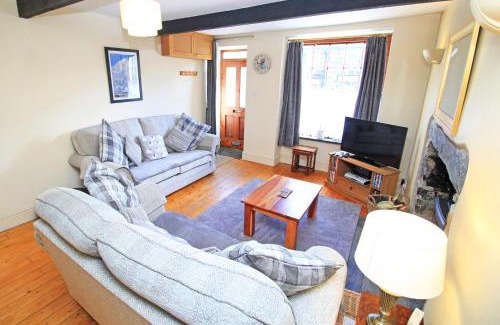 Beddgelert House | Hafan Cottage
