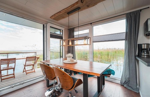 Usedom Boat Rental | Hafenresort Karnin _ Hausboot Silv