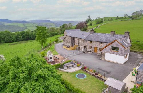Cemmaes House | Hafod Gau