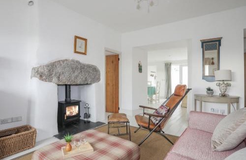 Beaumaris House | Hafod, Llangoed