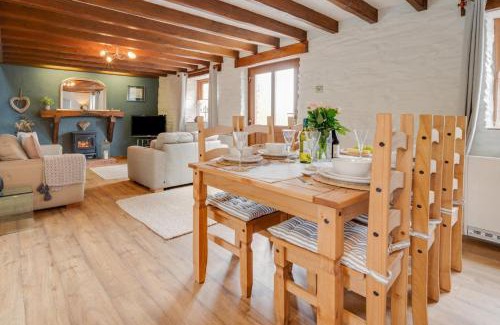 Bethania House | Hafod y Llwynog