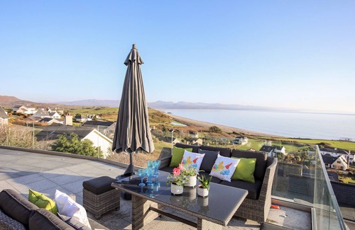 Criccieth House | Hafod Y Mor