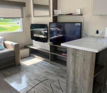 Berwick-upon-Tweed Resort | Haggerston castle caravan rental. Annie's den