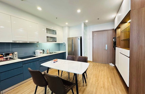 Ngoc Khanh Apartment | Hagi APT - Vinhomes Metropolis in Ha Noi