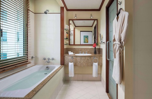 Ngo Quyen Hotel | Hai Phong Harbour View Hotel