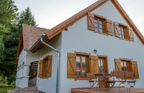 Badacsonytomaj Apartment | Hajnalka Apartment