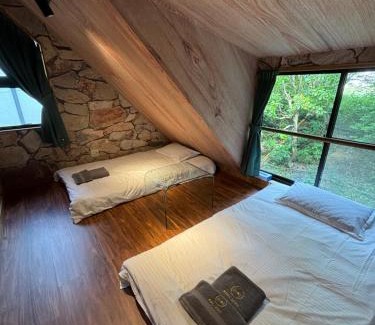 Hakone Ski Chalet | Hakone Central Chalet 箱根セントラルシャレー コンビニ近く 海賊船に乗ろう