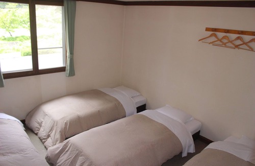 Iida Bed & Breakfast | Hakuba Goryu Pension Kurumi